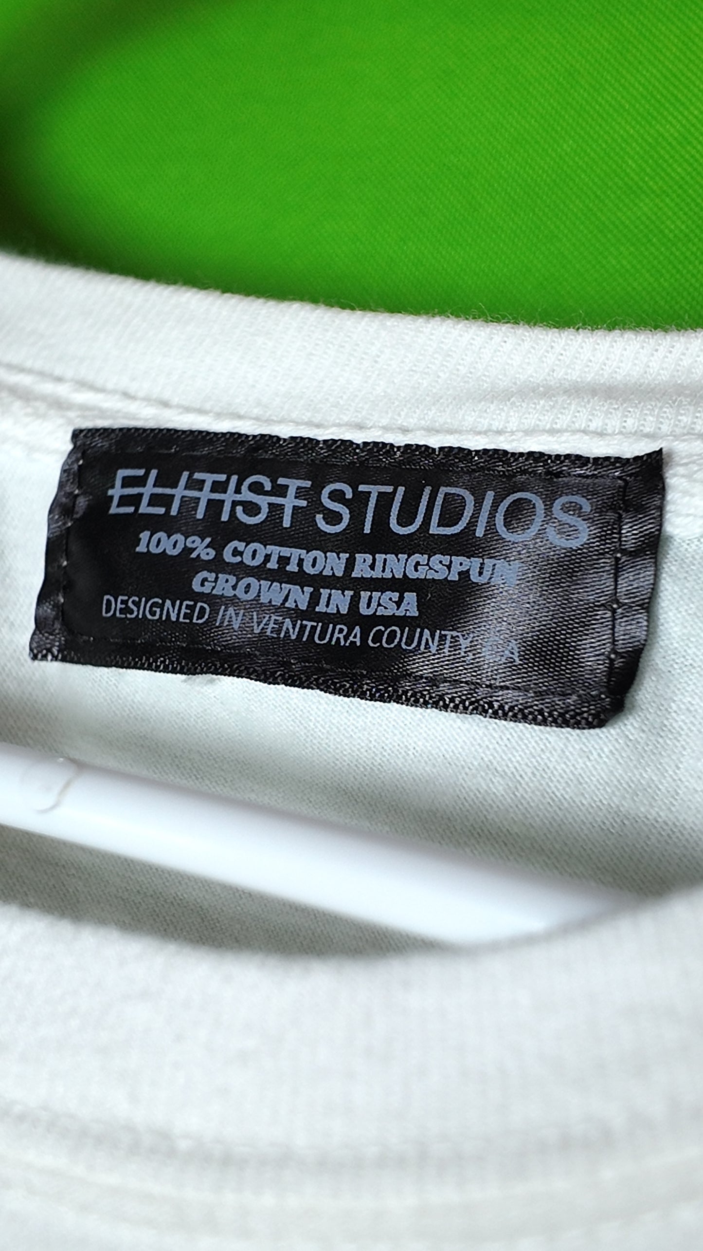 ELITIST MINIMALIST LOGO TEE